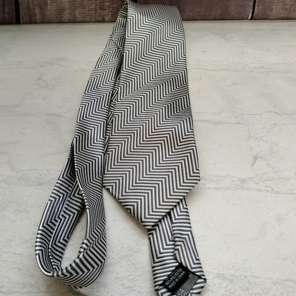 Alexander Logan Neckwear TIEMART Aquamarine Navy Striped Necktie Tie 60” X 3” - Picture 3 of 10